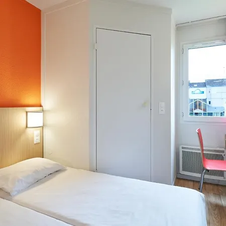 Premiere Classe Nancy Sud - *