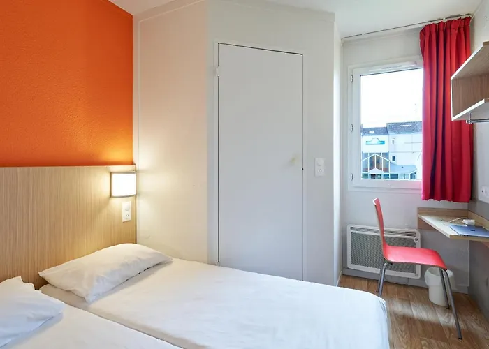 Premiere Classe Nancy Sud - *